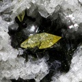 Titanite Chomets Puy-de-Dôme 2,3mm @JMB.jpg