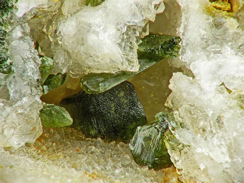 Olivenite, Clara, Wolfach, Allemagne01X4,2mm78phCZ