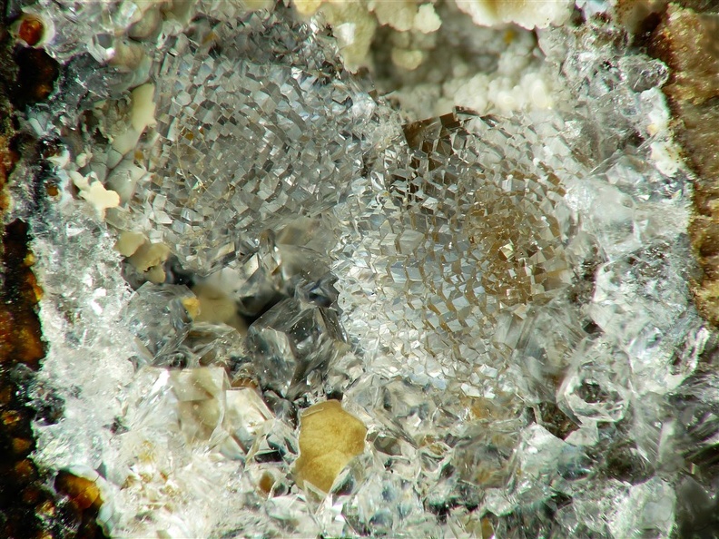 Phillipsite-K, Limberg7, Sasbach, Allemagne02X4,8ph56ph